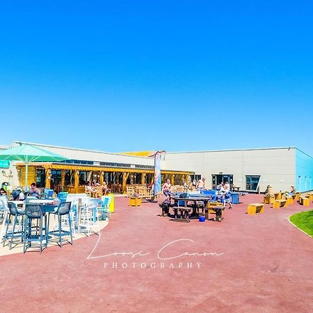 Big Skies Platinum Plus Holiday Home With Wifi, Netflix, Dishwasher, Decking Camber المظهر الخارجي الصورة