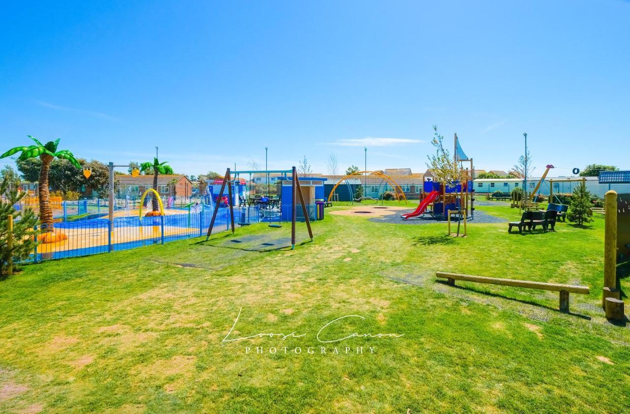 Big Skies Platinum Plus Holiday Home With Wifi, Netflix, Dishwasher, Decking Camber المظهر الخارجي الصورة